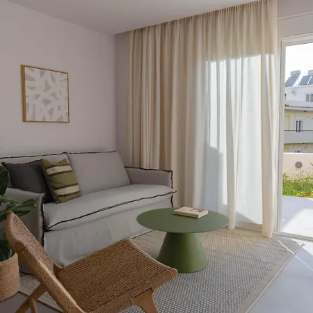 Elemoni - Grandma Eleni's Garden Stay! Apartment