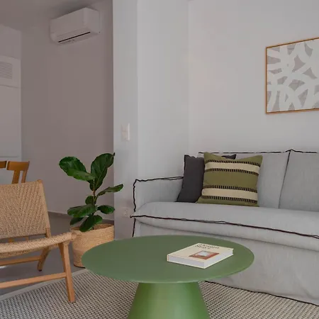 Elemoni - Grandma Eleni's Garden Stay!