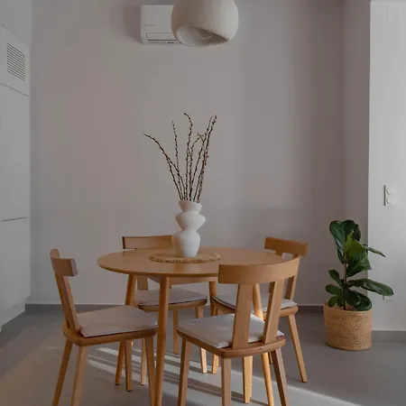 Elemoni - Grandma Eleni's Garden Stay! 公寓