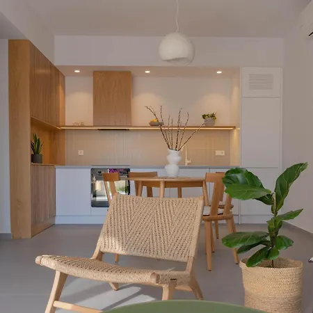 Elemoni - Grandma Eleni's Garden Stay! 罗希姆诺