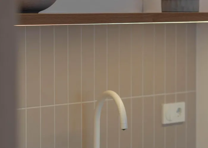 Apartment Elemoni - Grandma Eleni's Garden Stay!